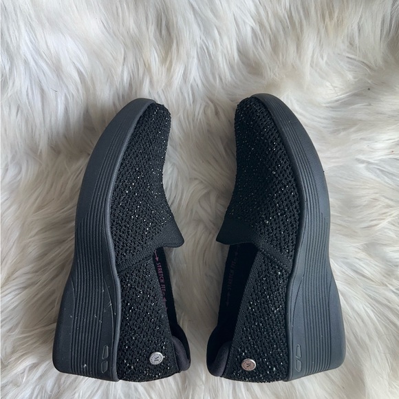 Skechers Black Flats with Sparkly Texture - Picture 9 of 16